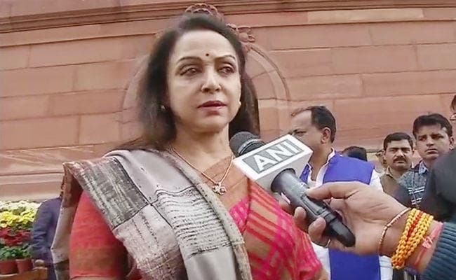 हेमामालिनी का बड़ा बयान, कहा- किसानों का जीवन बेहद दुष्कर, सरकार कर रही...