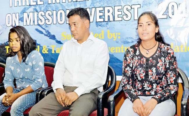 झारखंड : एवरेस्ट फतह करेंगे ये तीन युवा पर्वतारोही, 25 मार्च से शुरू होगा अभियान