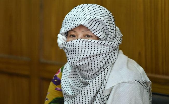 अरुणाचल प्रदेश के मुख्यमंत्री पर रेप का आरोप लगाने वाली महिला ने किया प्रेस कॉन्फ्रेंस