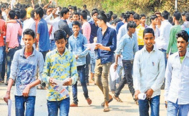 बिहार बोर्ड मैट्रिक के मुख्य विषयों की परीक्षा समाप्त, 20 परीक्षार्थी नकल करने के आरोप में निष्कासित