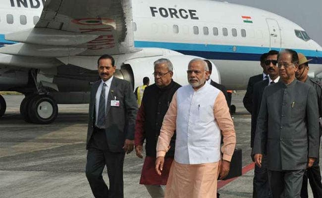 CIC ने PM मोदी की विदेश यात्रा में इस्‍तेमाल चार्टर्ड विमान का बिल सार्वजनिक करने को कहा