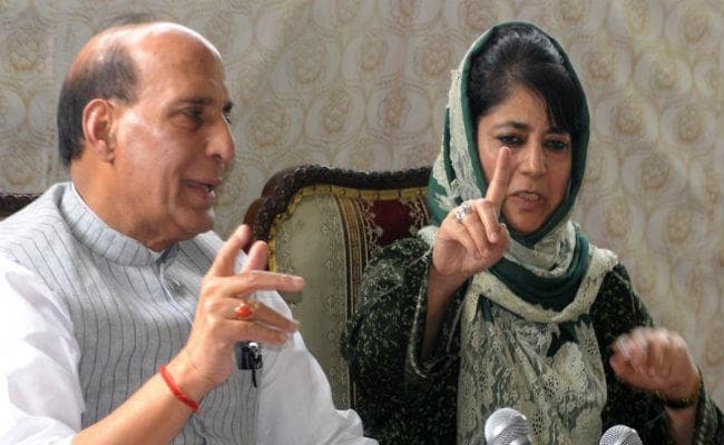 राजनाथ से मिली महबूबा, लॉचिंग पैड पर भारी संख्या में आतंकवादी घुसपैठ के फिराक में