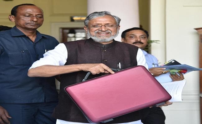 बिहार बजट पर सियासी प्रतिक्रियाएं : किसी ने सराहा, तो कोई बोला- हुई निराशा