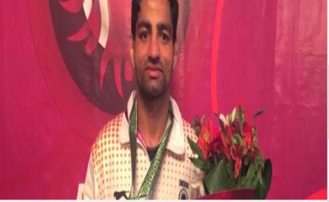 Video : एशियन कुश्ती चैंपियनशिप में राजेंद्र कुमार ने जीता कांस्य