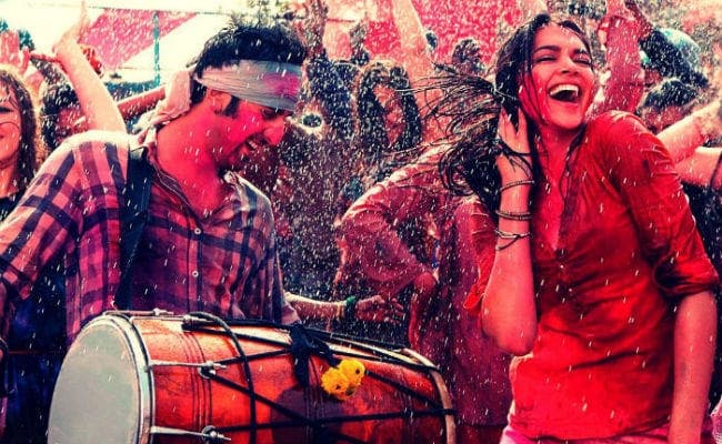 Holi में ऐसे रखें स्किन, बाल और बच्चों का ख्याल, रंग-खेला से पहले और बाद करें यह काम