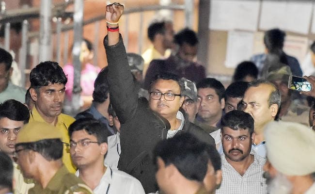 INX Media Case : चिदंबरम के बेटे के खिलाफ 3 घंटे चली सुनवाई, कोर्ट ने कार्ति को 6 मार्च तक सीबीआइ की कस्टडी में भेजा