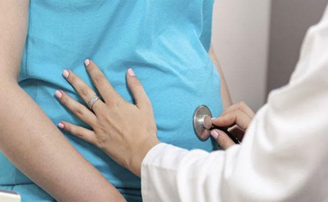 कोराेना पॉजिटिव महिला का हुआ प्रसव, सिजेरियन से हुआ बच्चा