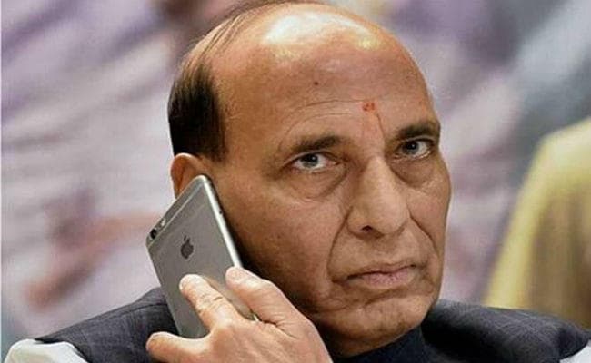 गृहमंत्री राजनाथ सिंह ने त्रिपुरा के राज्यपाल और डीजीपी से की बात, नयी सरकार के गठन तक चौकस रहने का निर्देश