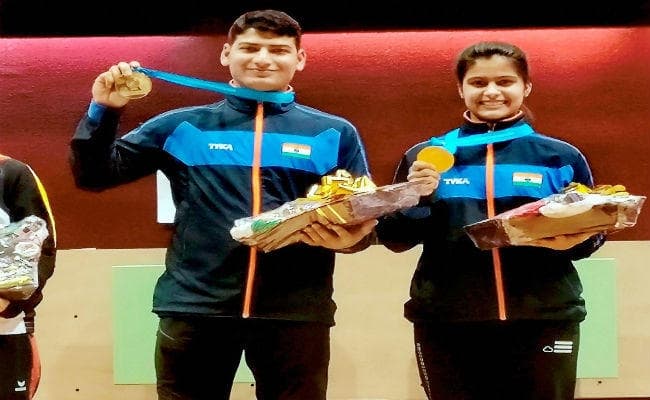 ISSF World Cup : मनु भाकर ने लगातार दूसरा स्वर्ण पदक जीता