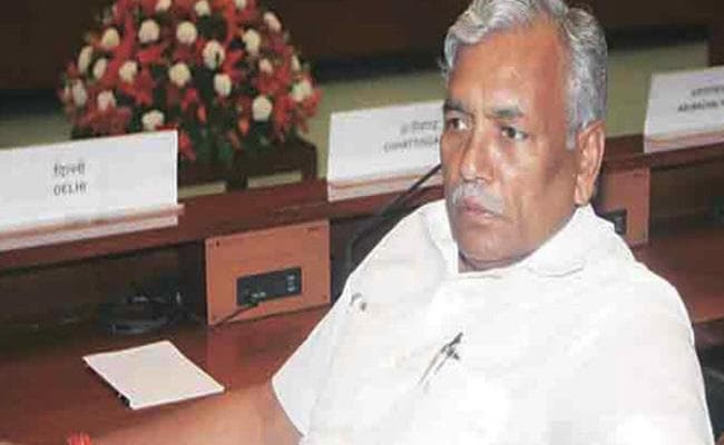 ''आप'' के अयोग्य घोषित किये गये 20 विधायकों का वेतन रोका गया