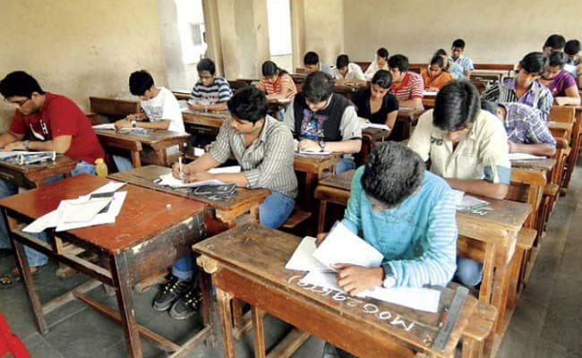 झारखंड बोर्ड की मैट्रिक और इंटर की परीक्षा कल से, पूरा प्रोग्राम यहां देखें