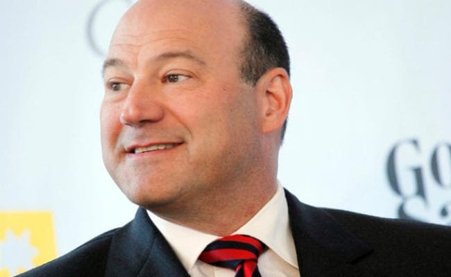 ट्रंप की विवादस्पद आर्थिक नीतियों के कारण आर्थिक सलाहकार कोहेन ने पद छोड़ा, राष्ट्रपति ने दी सफाई