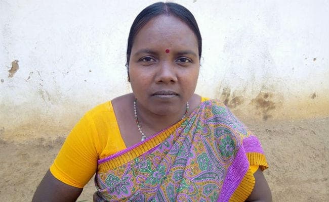 अंतर्राष्‍ट्रीय महिला दिवस: पलायन रोकने के लिए लोगों को जागरूक कर रही हैं गुमला की मुक्‍ता पूनम