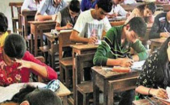 तीसरी आंख की निगरानी में होगी मैट्रिक-इंटरमीडिएट की परीक्षा, चोरी करते पकड़े जाने पर 2 हजार जुर्माना व जेल