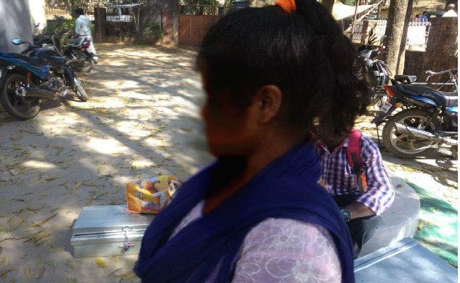 झारखंड : गुमला की नाबालिग लीला की दु:ख भरी कहानी,  शादी का भय, दलाल और पुलिस का चक्कर