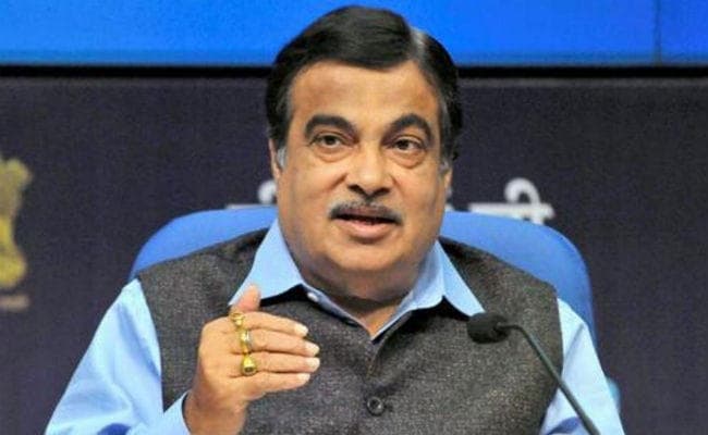 राजमार्ग का इस्तेमाल करने वालों लोगों के लिए टोल फ्री नंबर, एेप, गडकरी ने की शुरुआत