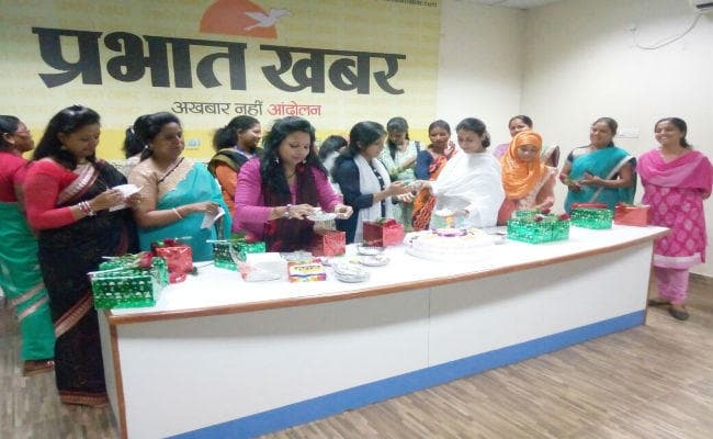 प्रभात खबर में मनाया गया अंतरराष्‍ट्रीय महिला दिवस