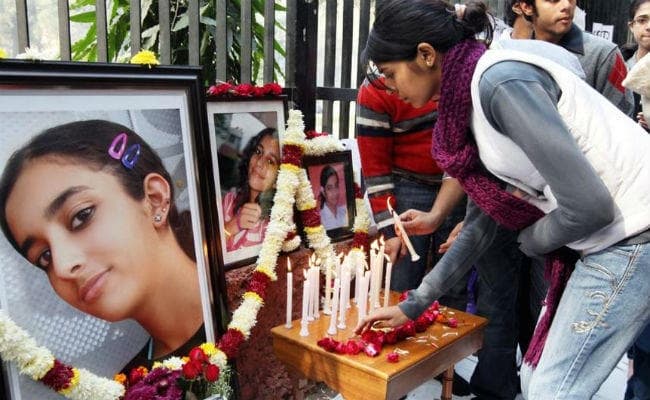 आरुषि हत्याकांड : तलवार दंपति को बरी किये जाने के फैसले को सीबीआई ने सुप्रीम कोर्ट में दी चुनौती