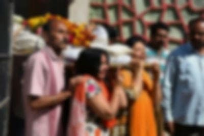 बिहार : कंधे पर थी अरथी, डगमगा रहे थे कदम, तीन घरों का बुझा दीपक, गांव में पसरा मातमी सन्नाटा