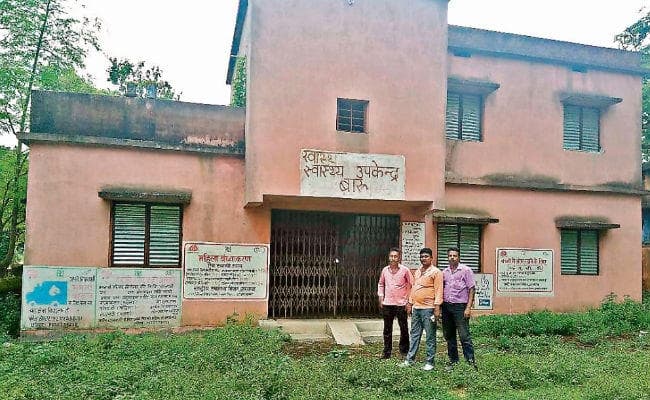 3000 हेल्थ सब सेंटर में पानी नहीं, 2200 में बिजली नहीं, एक डॉक्टर पर 8165 लोगों का बोझ, कैसे सुधरेगा झारखंड का स्वास्थ्य? 3000 हेल्थ सब सेंटर में पानी नहीं, 2200 में बिजली नहीं, एक डॉक्टर पर 8165 लोगों का बोझ, कैसे सुधरेगा झारखंड का स्वास्थ्य?