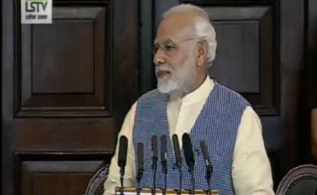 सेंट्रल हॉल में पीएम मोदी ने कहा- अफसरों का सहयोग करें जनप्रतिनिधि