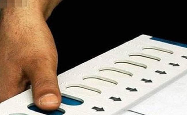 गोरखपुर व फूलपुर लोकसभा उपचुनाव : मतदान कल, सुरक्षा के कड़े प्रबंध