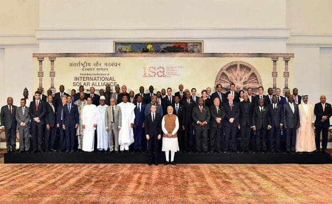 सौर परियोजनाओं के लिए रियायती व कम जोखिम वाले कर्ज उपलब्‍ध करायेगी मोदी सरकार...!