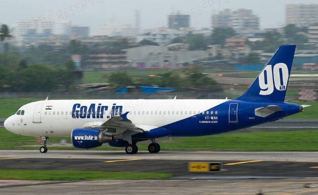 बिहार : गो एयर की फ्लाइट दिल्ली डायवर्ट, 157 यात्री भेजे गये दूसरे विमान से, तीन ने कराया टिकट रद्द, हुआ हंगामा