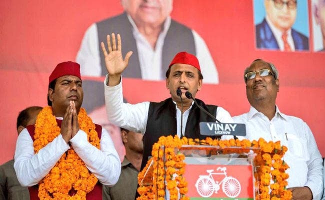 बोले अखिलेश यादव- नरेश अग्रवाल ने किया भारत की हर महिला का अपमान