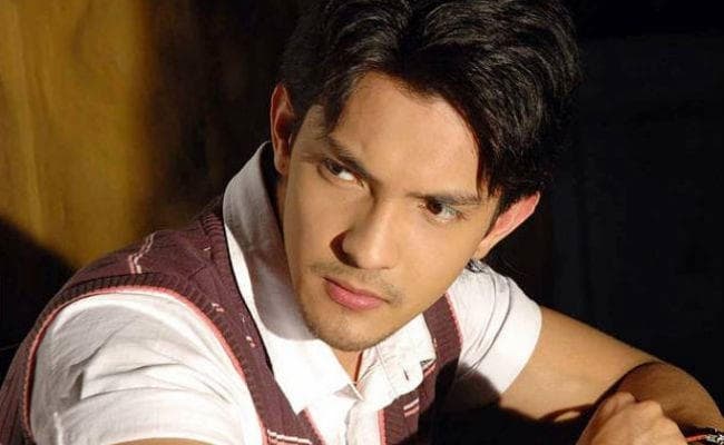 आदित्‍य नारायण ही नहीं, इन 5 सुपरस्‍टार्स के बेटों का भी रह चुका है विवादों से नाता