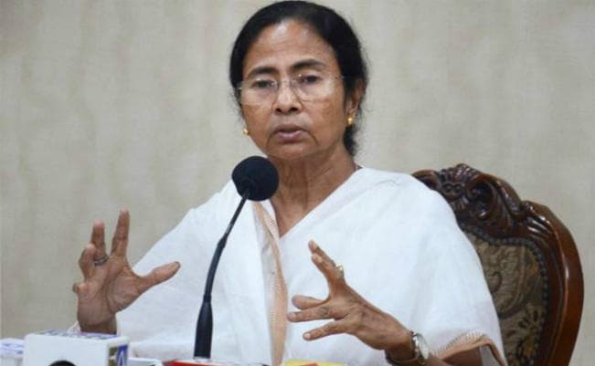 यूपी-बिहार उपचुनाव में भाजपा के पिछड़ने से ममता बनर्जी खुश, बोलीं - यह उनके अंत की शुरुआत