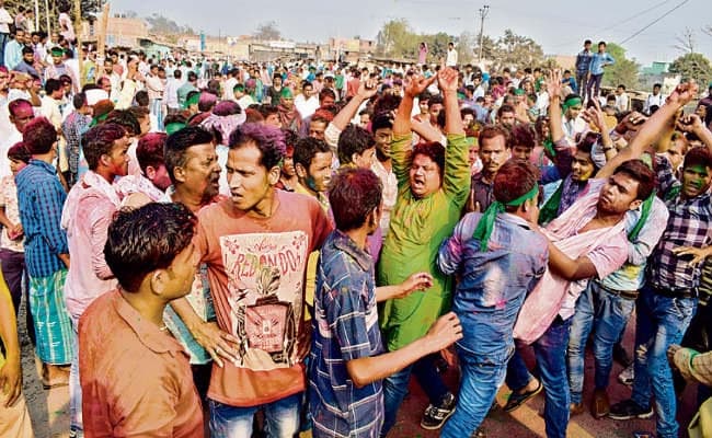 बिहार में राजद और भाजपा ने अपनी-अपनी सीट बचायी, अररिया से सरफराज, जहानाबाद से सुदय व भभुआ से रिंकी जीतीं