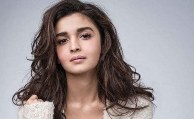 जब-जब विवादों में आईं आलिया भट्ट