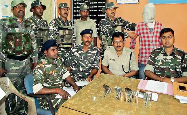 झारखंड :  बड़ी घटना को अंजाम देने की फिराक में था पीएलएफआइ उग्रवादी, हुआ गिरफ्तार