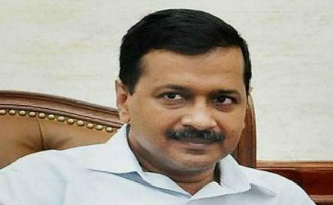 केजरीवाल के माफी पर आप में तकरार, कुमार विश्वास ने भी कसा तंज