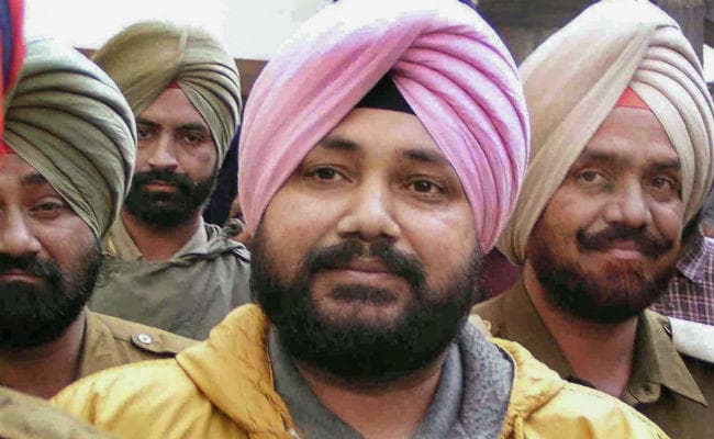 मानव तस्‍करी मामला : दलेर मेहंदी ने दी सफाई, सोशल मीडिया पर अपलोड किया ये वीडियो