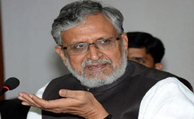 बिहार : डिप्टी सीएम सुशील मोदी का वेतन अटका, बाबुओं की लापरवाही से हुई देरी