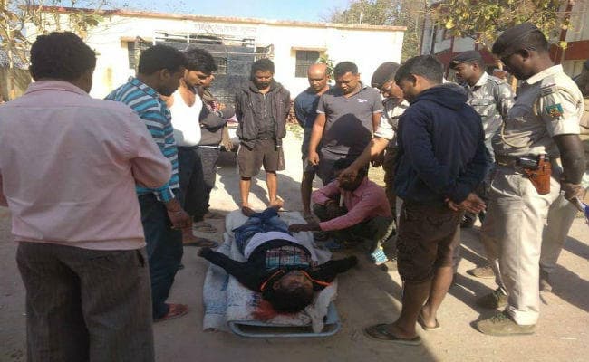 गुमला : ताश खेलने के बहाने भाजपा प्रखंड युवा अध्यक्ष को बुलाया और कर दी हत्या