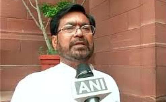 बिहार में दंगों को लेकर RJD ने खोला मोर्चा, सोशल मीडिया पर हमले के बाद लोकसभा में लाया स्थगन प्रस्ताव