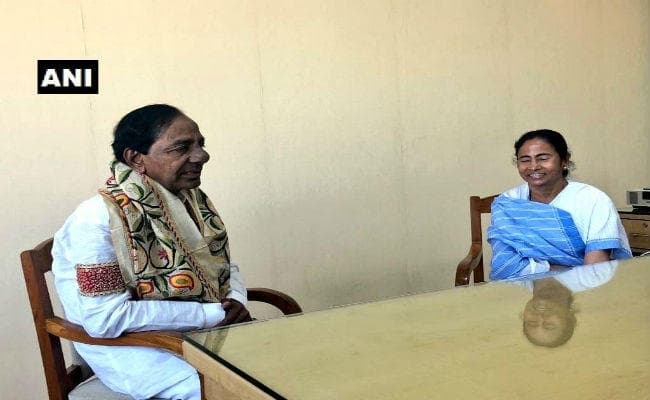 ममता से तेलांगना के सीएम केसी राव ने की मुलाकात, तीसरे मोर्चे की कवायद तेज