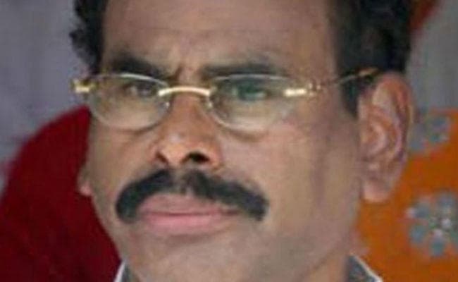 जेल में बंद वीके शशिकला के पति नटराजन का निधन