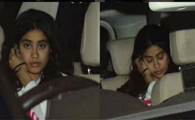 अर्जुन कपूर से मिलने पहुंची जाह्नवी कपूर, बहन खुशी भी थीं साथ