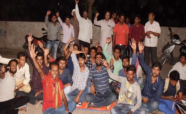 बिहार विवि : 21 मार्च को होने वाली पार्ट-थर्ड की परीक्षा स्थगित, छात्रों के हंगामा को देख प्रशासन ने लिया निर्णय