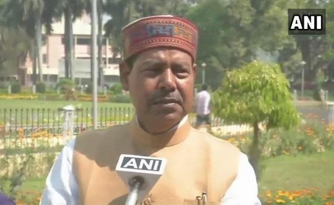 बिहार में गिरिराज और अश्विनी के नाम पर RJD-BJP आमने-सामने