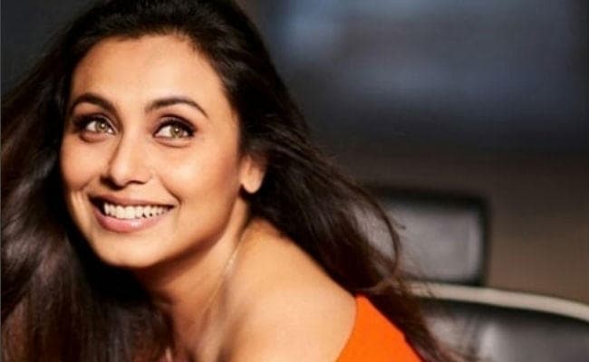 Video: रानी मुखर्जी को बर्थडे पर मिला ऐसा केक, लिखा ये इमोशनल लेटर