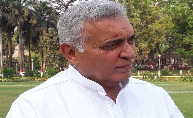 VIDEO : गिरिराज-अश्विनी को लेकर मचे बवाल पर इस सुलझे हुए भाजपा नेता ने दी बड़ी प्रतिक्रिया