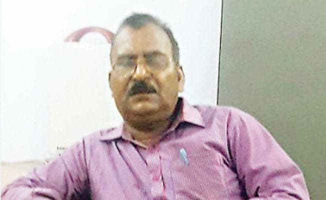 पुलिस अवर निरीक्षक को 10 हजार रिश्वत लेते दबोचा गया