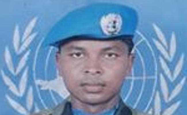 RANCHI : सीमा पर शहीद झारखंड के लाल रंजीत खलखो के परिजनों को 10 लाख रुपये देगी रघुवर सरकार