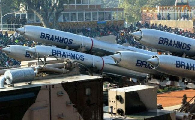 पोखरण में ब्रह्मोस मिसाइल का सफल परीक्षण, निर्मला सीतारमण ने दी बधाई