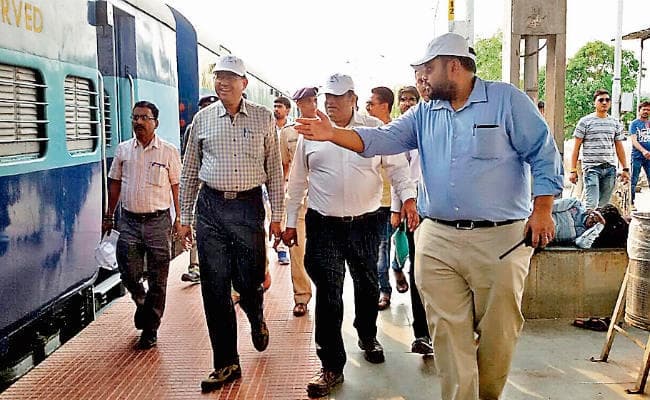 झारखंड : ...जब रांची-लोहरदगा ट्रैक पर दौड़ी इलेक्ट्रिक ट्रेन